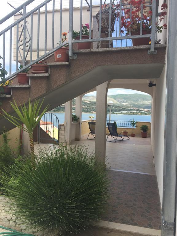 Apartment Karmen Trogir Kültér fotó